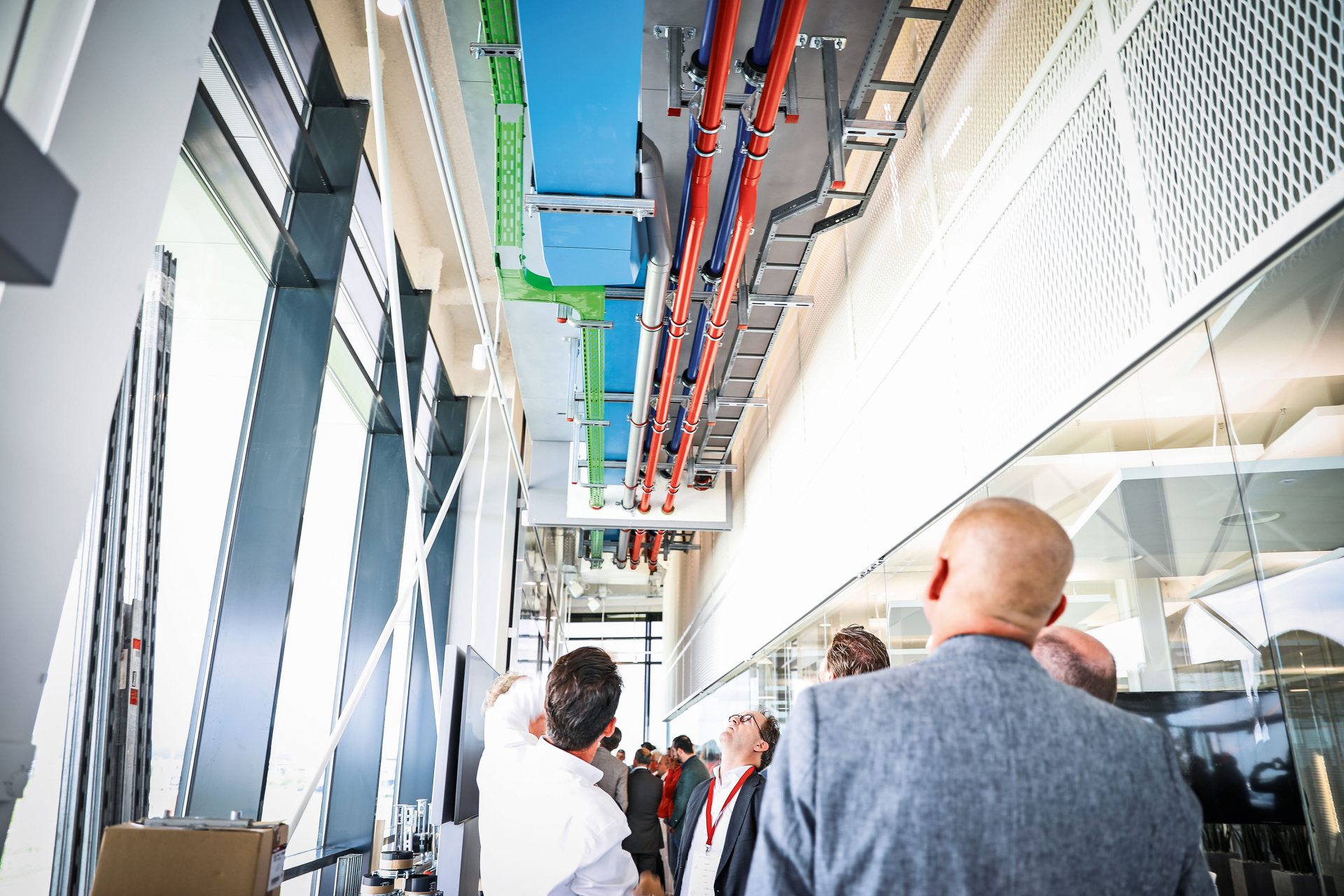 Please enter alternative text here (optional)