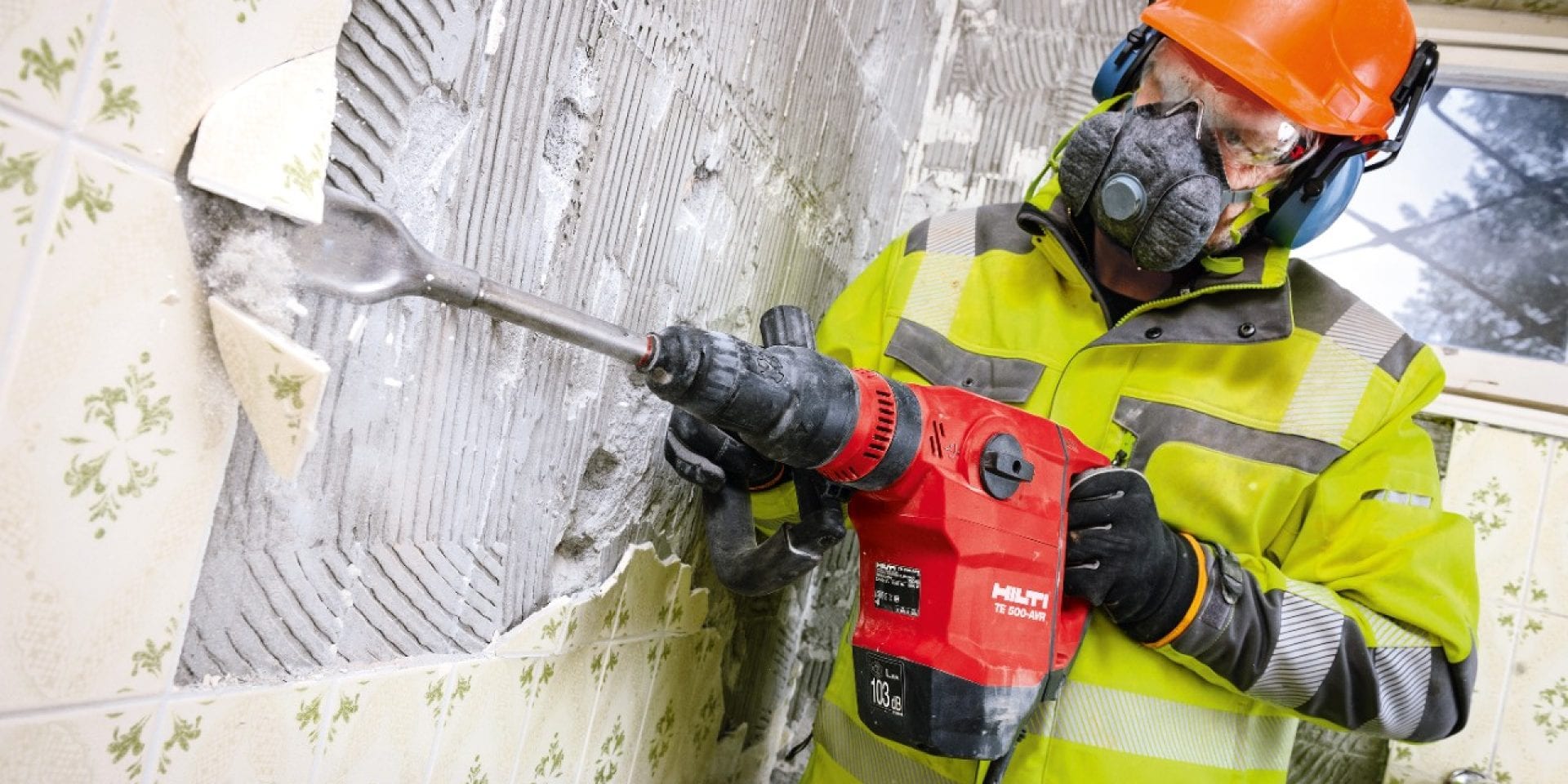Removing tiles with Hilti TE 500-AVR