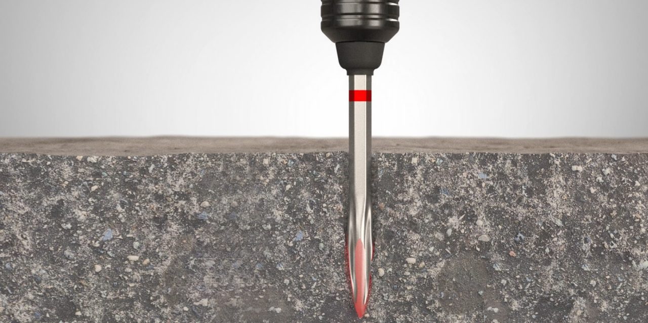 Self-sharpening chisel