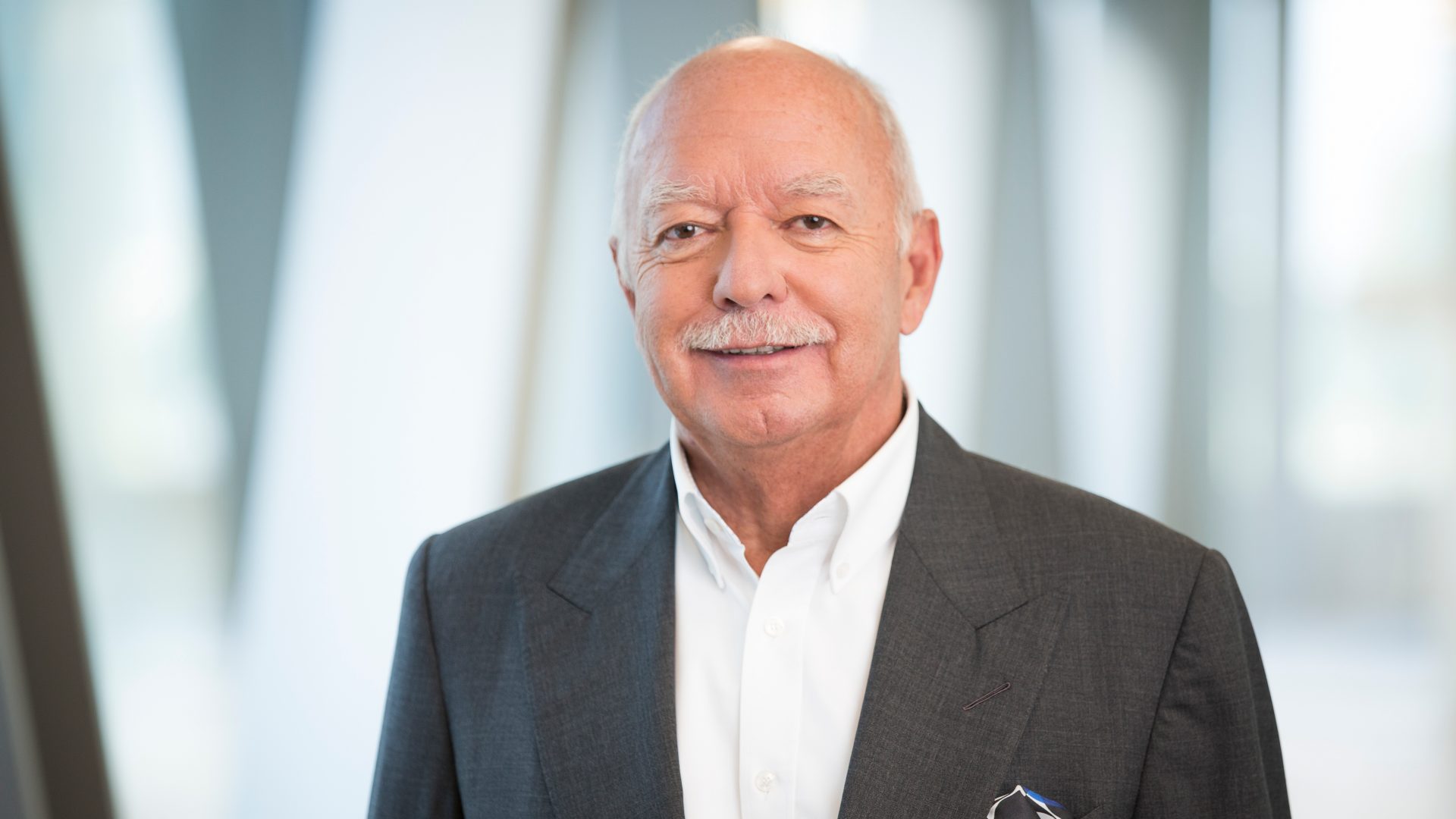 Please enter alternative text here (optional)