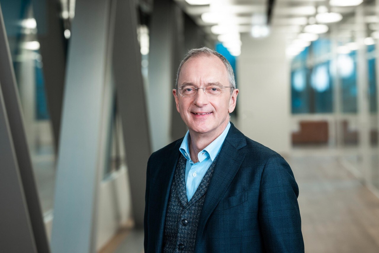 Please enter alternative text here (optional)