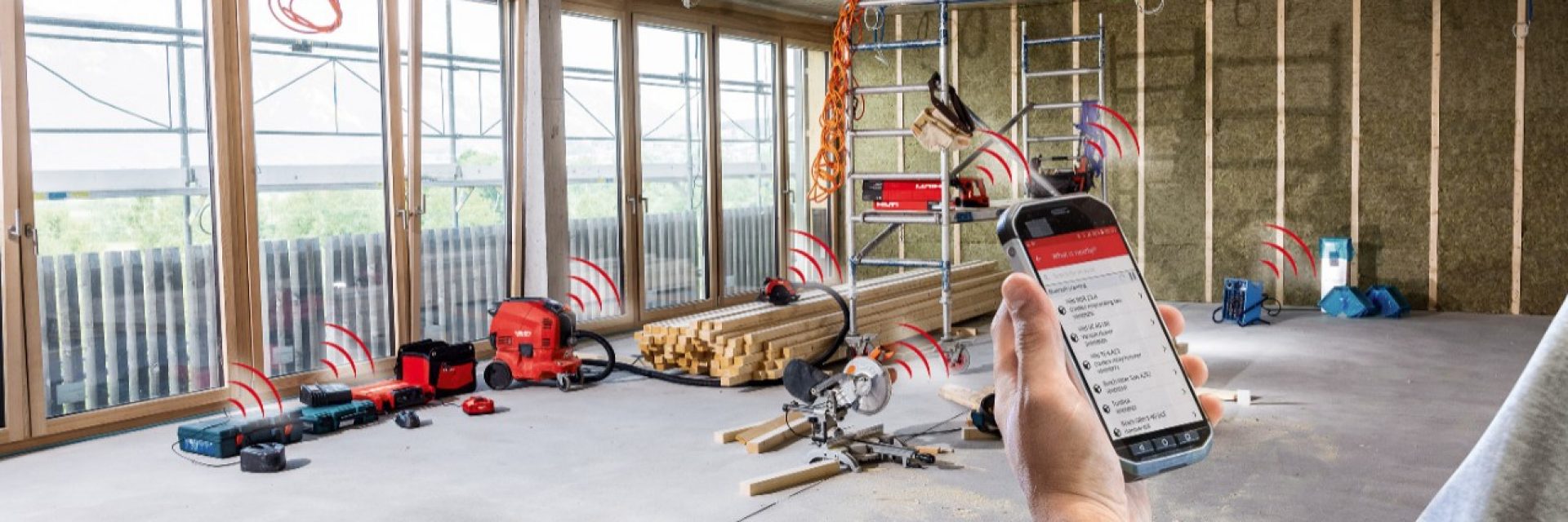 Active Tracking mit Hilti On!Track macht es nahezu unmöglich, dass eines Ihrer Geräte verloren geht. Sie vermeiden so zuverlässig sowohl Ausfallzeiten auf der Baustelle als auch Kosten für Ersatzgeräte.