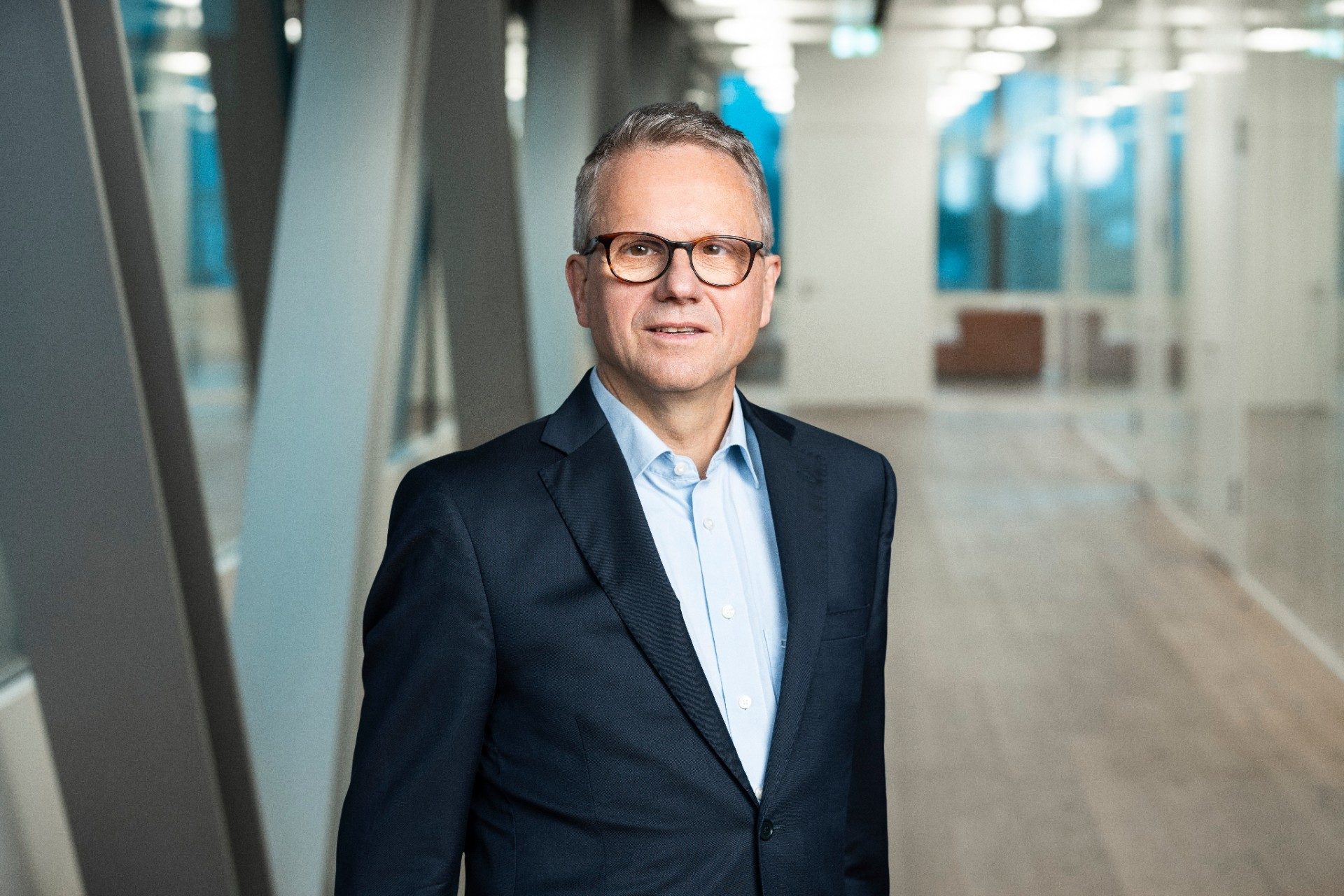 Please enter alternative text here (optional)