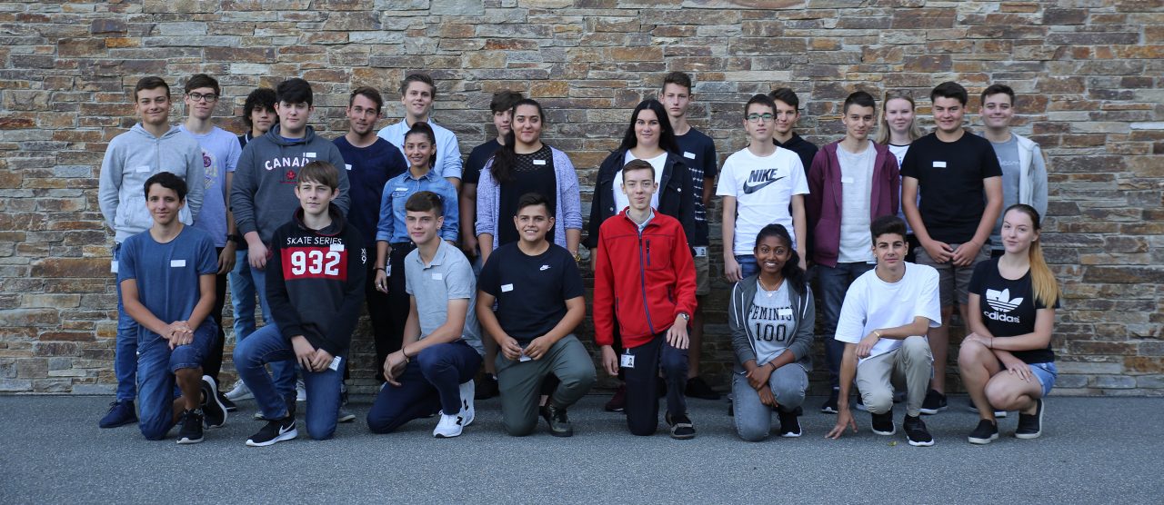 Please enter alternative text here (optional)