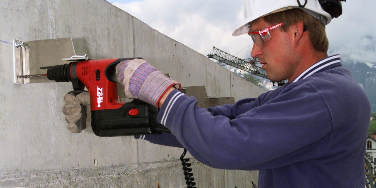 TE 6-A (Battery Rotary Hammer Drill) TE 6-A (Akku-Bohrhammer)
