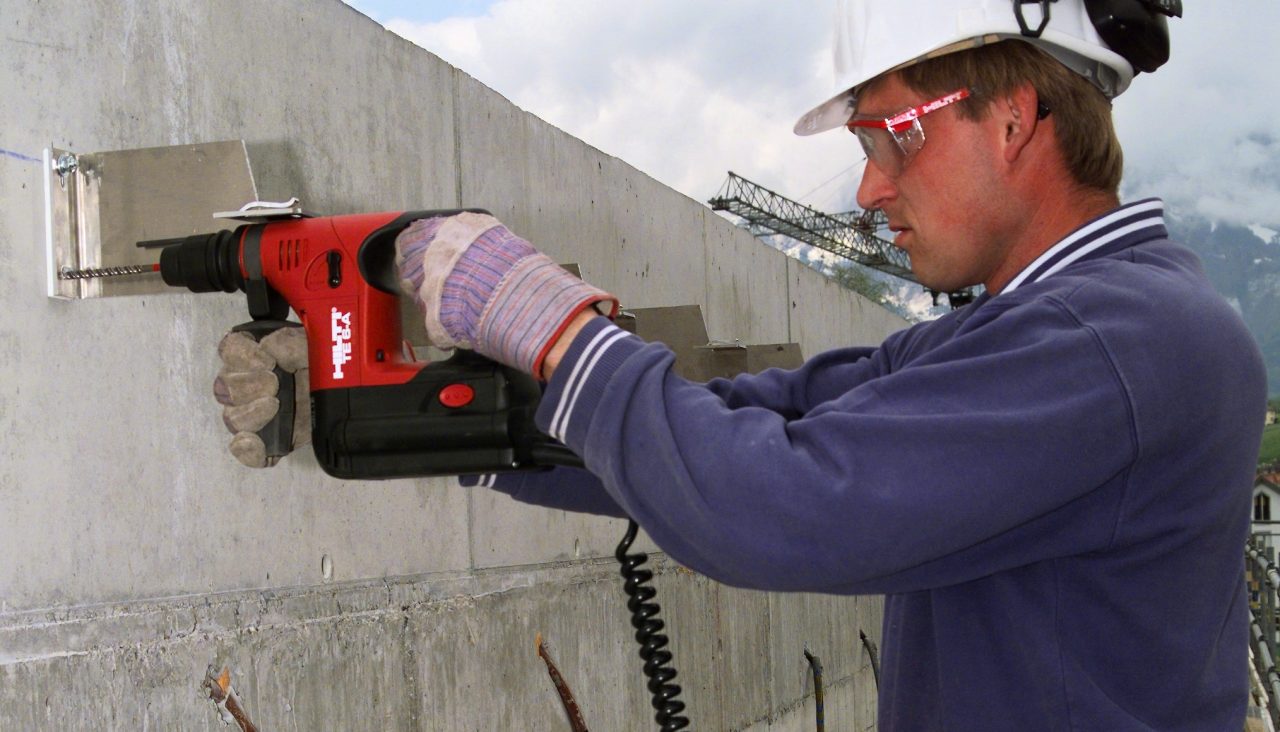 TE 6-A (Battery Rotary Hammer Drill) TE 6-A (Akku-Bohrhammer)