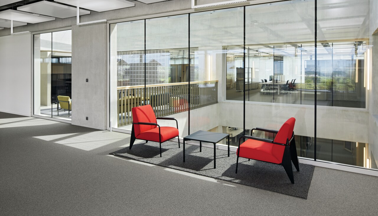 Image alt text (optional)