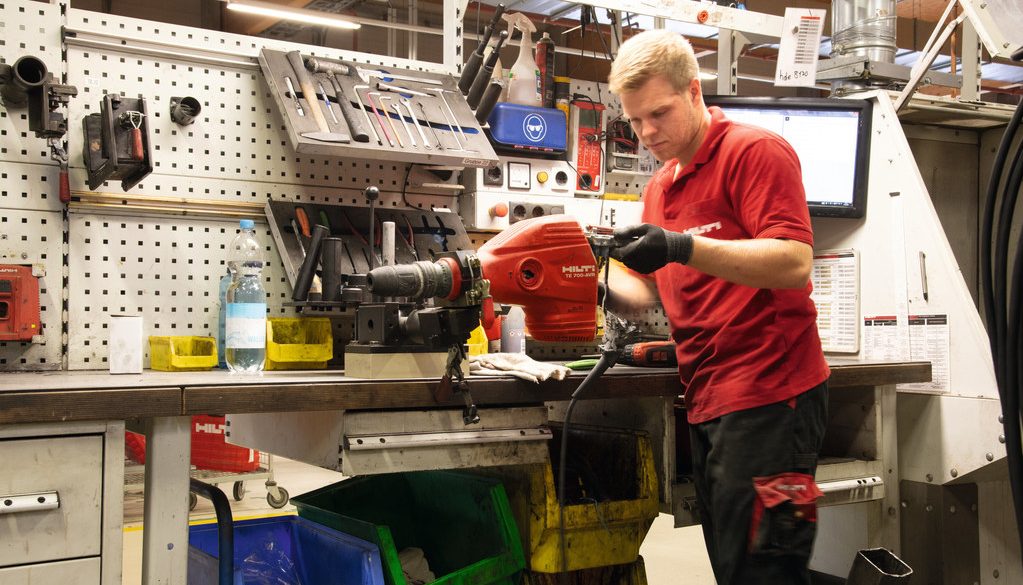 Centre de réparation pour outils Hilti