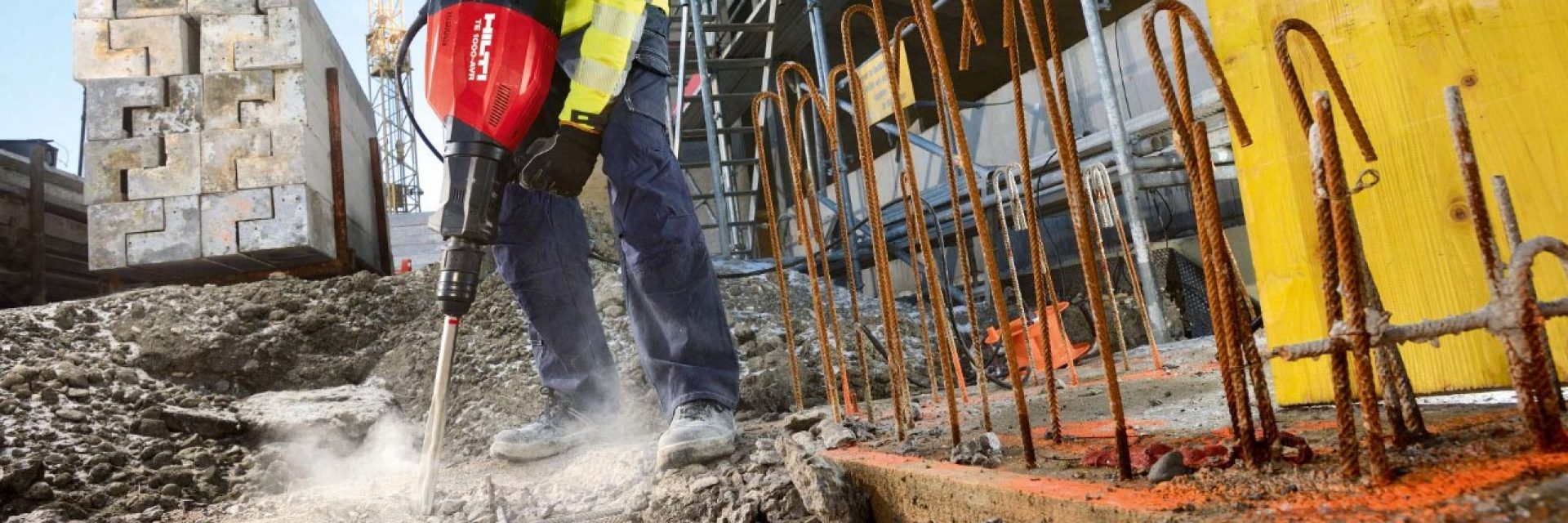 Hilti active vibration reduction (AVR) TE 1000-AVR breaker