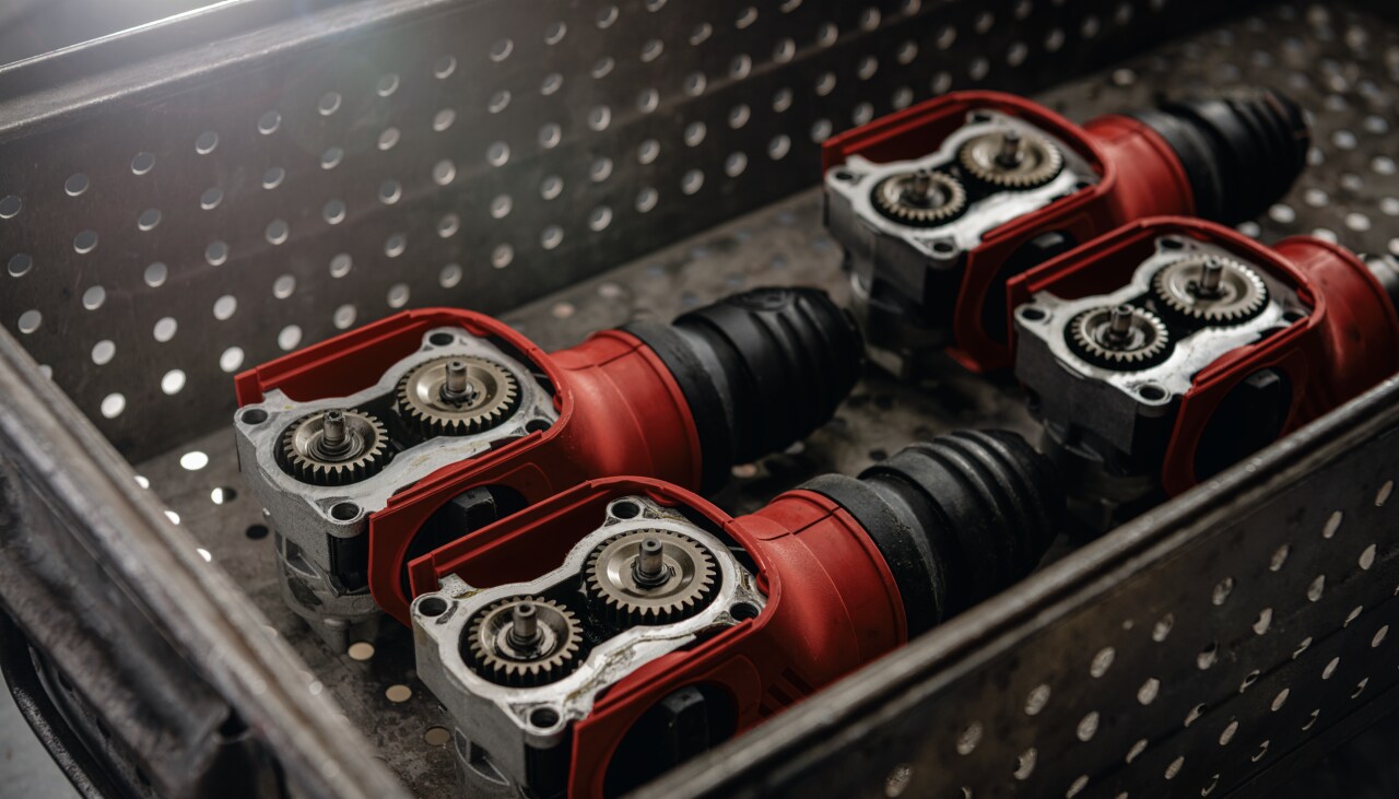 4 mandris desmontados de ferramentas Hilti