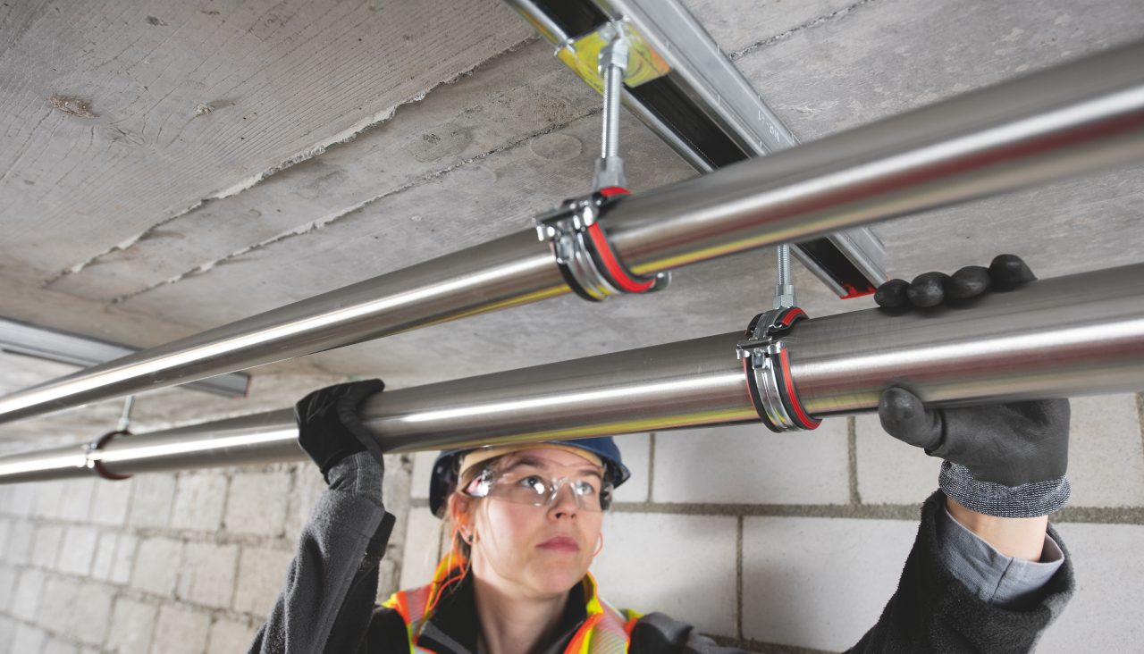 Hilti buisbevestiging aan plafonds en muren