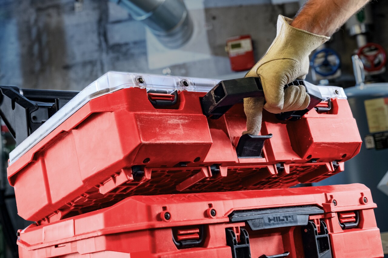 Prokit consummables compartment stacking onto Prokit