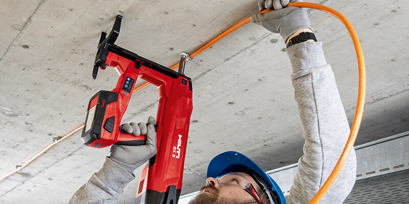 DX 5 F8, DX 5 F8, deflection head, track fastening to ceiling, interior finishing, X-U concrete nail