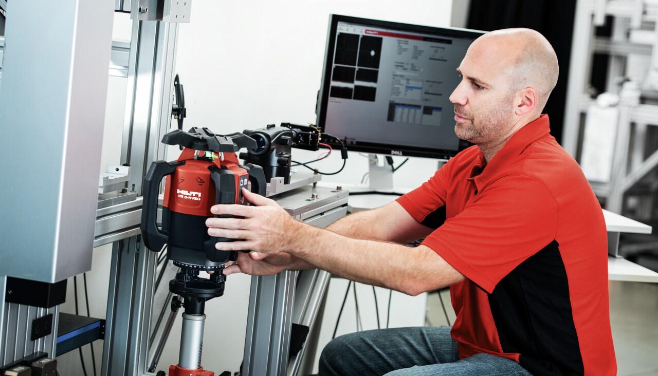 Kontrola lasera Hilti