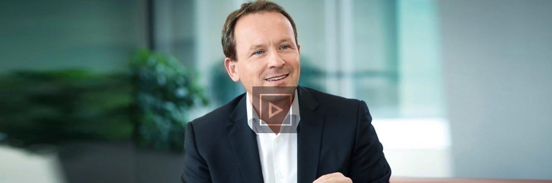 Please enter alternative text here (optional)