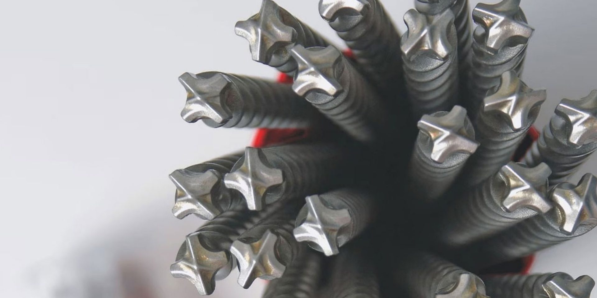 Otimize o desempenho de suas ferramentas com AS brocas Hilti.