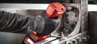 MT-C-GL HA OC Angle bracket Semi-adjustable and braced angle bracket, for heavy-duty MT box profiles with 3D loading in moderately corrosive environments Applications 1